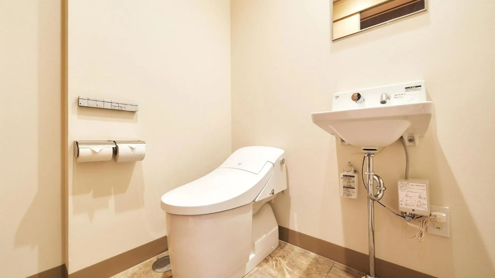 Rakuten Stay Tokyo Asakusa 1 Double Bed Room Low Floor